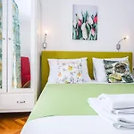 米里亚娜别墅公寓