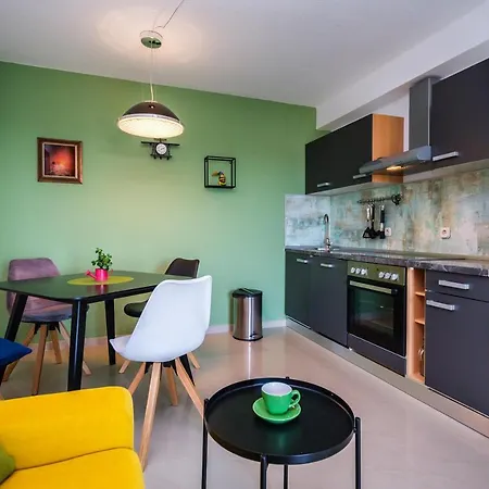 Mirjana טרוגיר