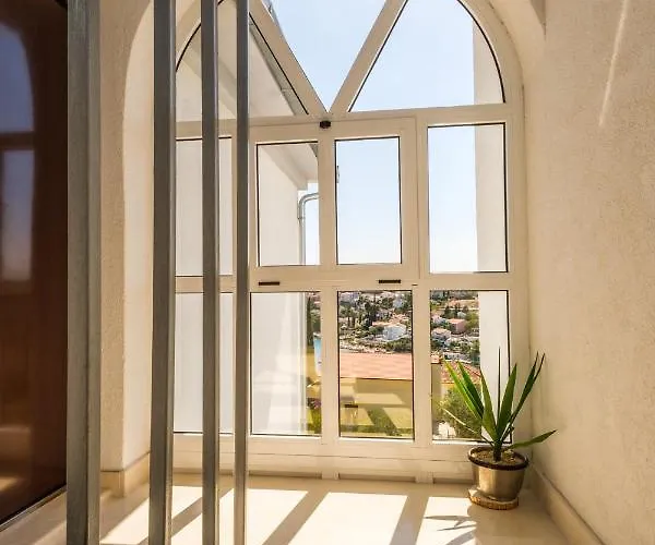 Mirjana Apartamento *