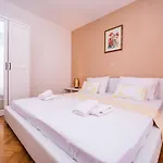 Mirjana *